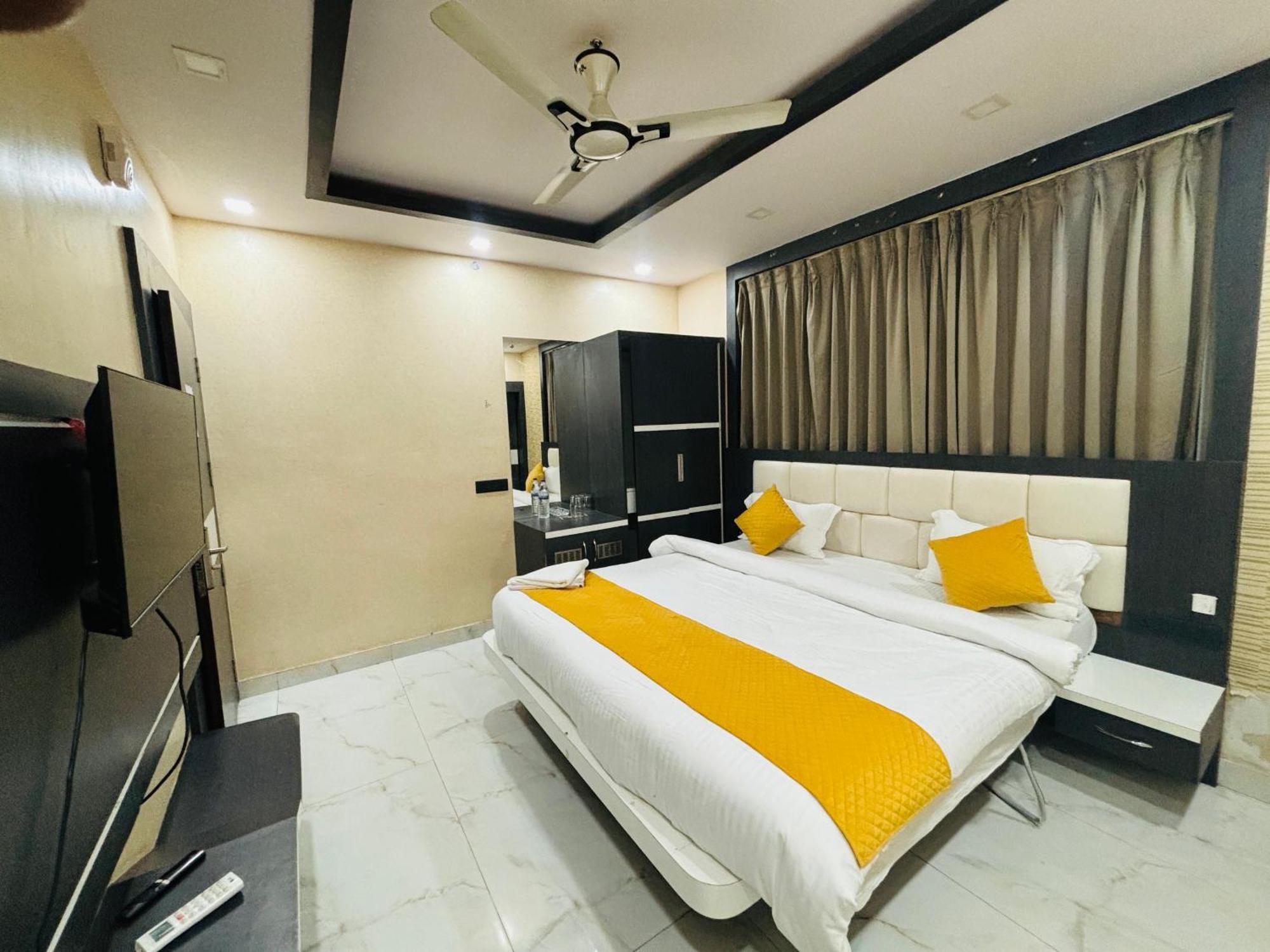 Kings Inn Hotel รานจี ภายนอก รูปภาพ