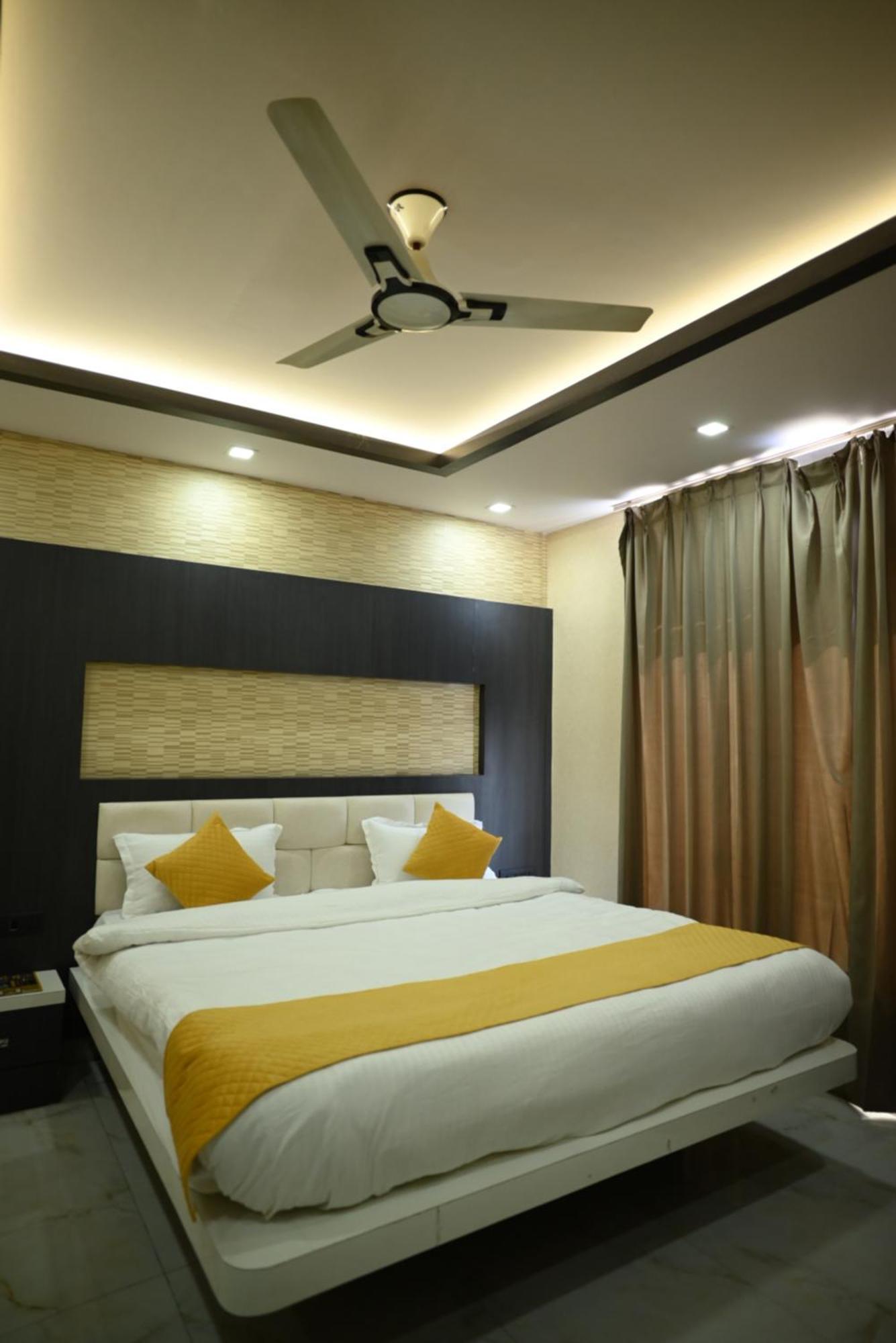 Kings Inn Hotel รานจี ภายนอก รูปภาพ